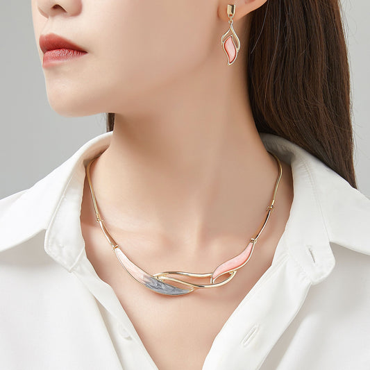 Collier Blanchette