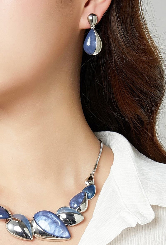 Boucle d'oreille tige Christelle