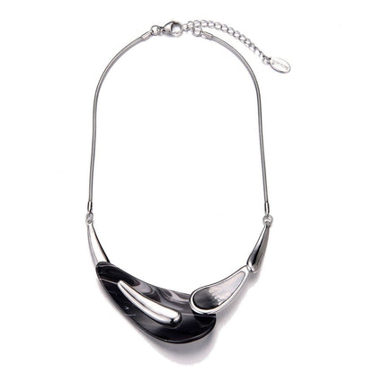 Collier Fukui