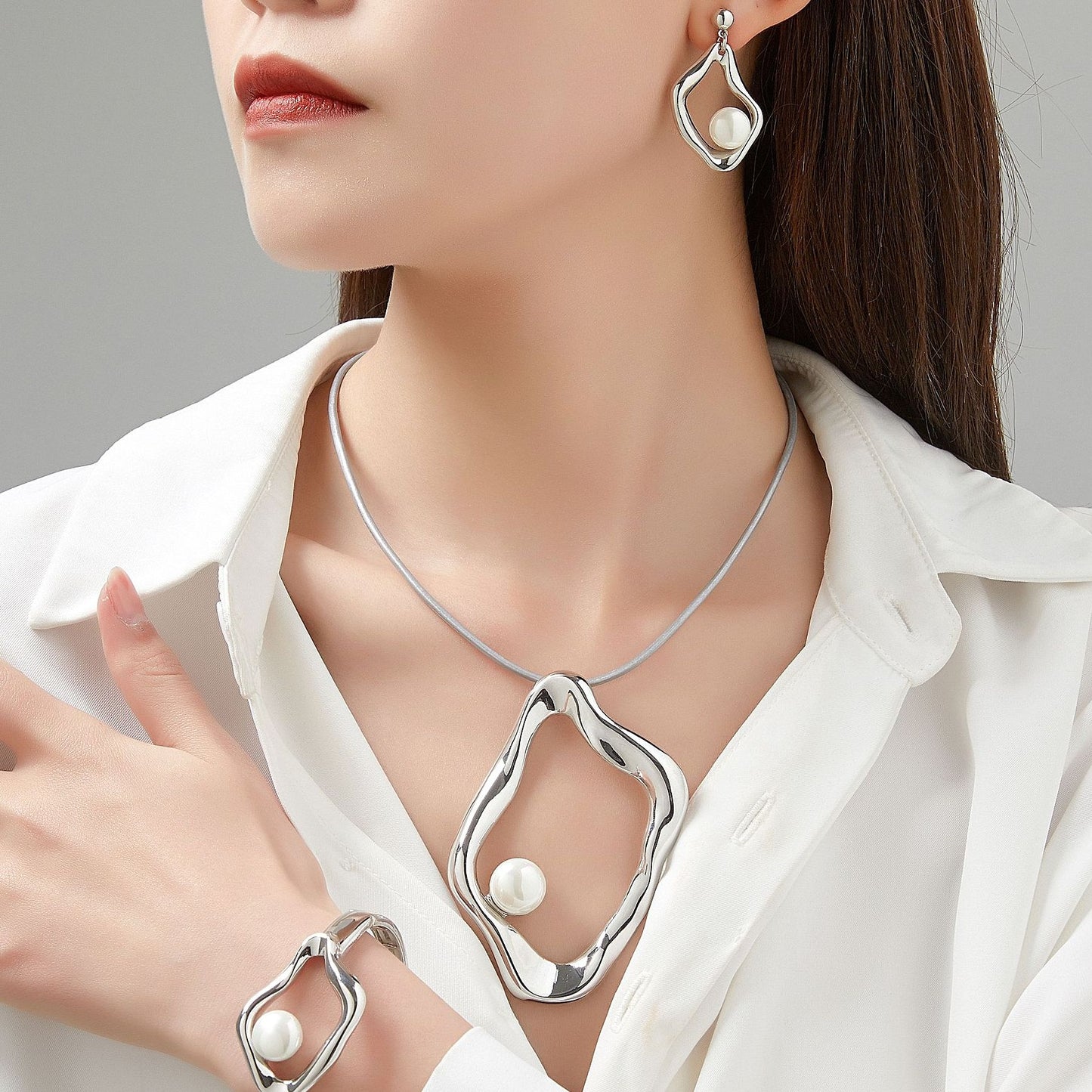 Collier Hathor