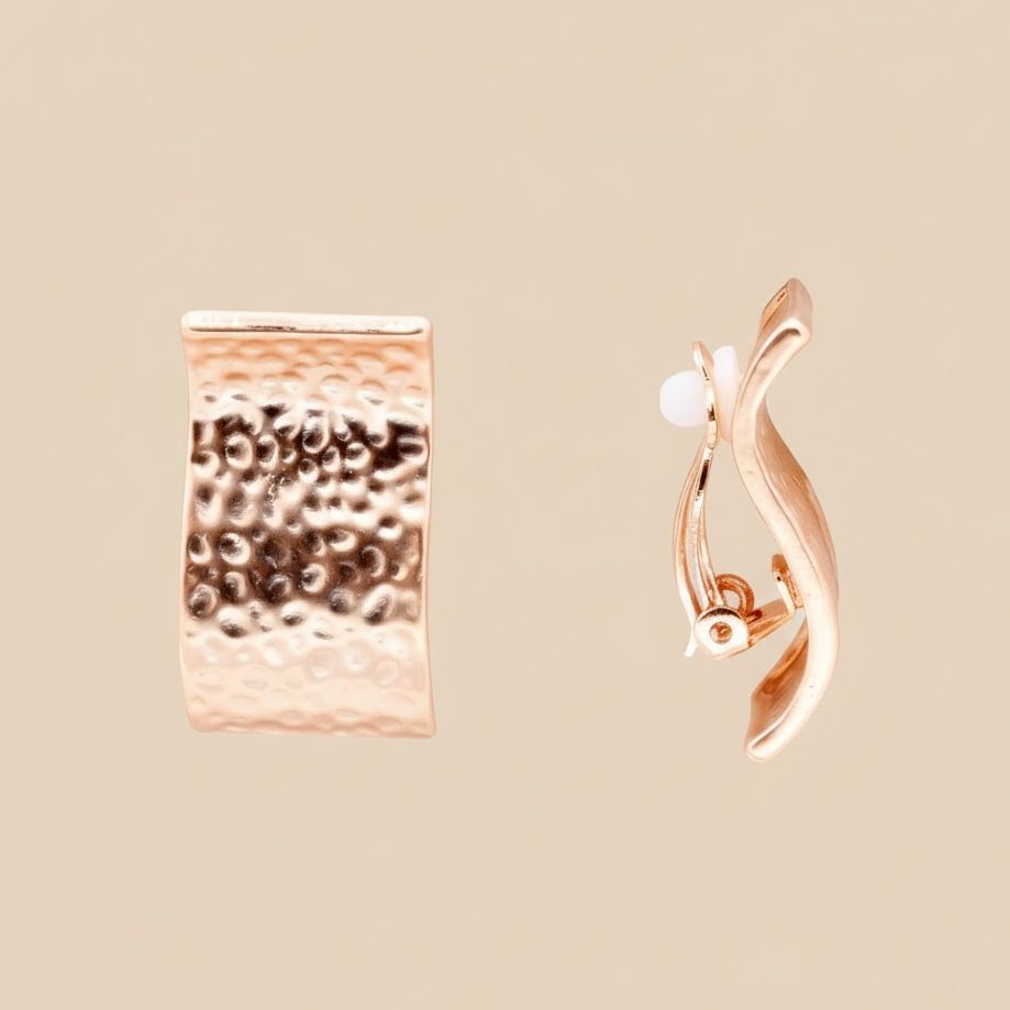 Maelys Clip-On Earring