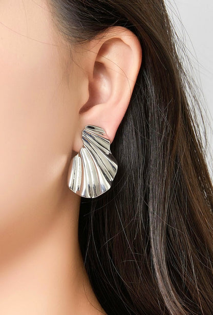 Noora clip-on earring