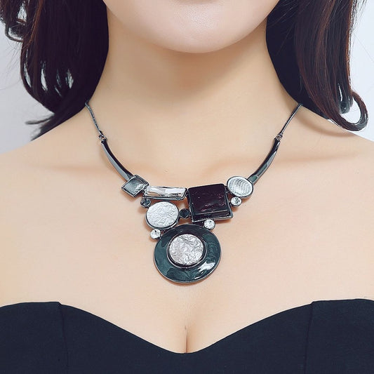 Collier Suzette