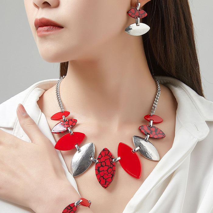 Collier Takouhi