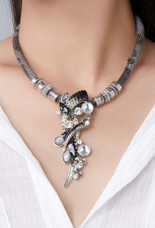 Collier Tiombe