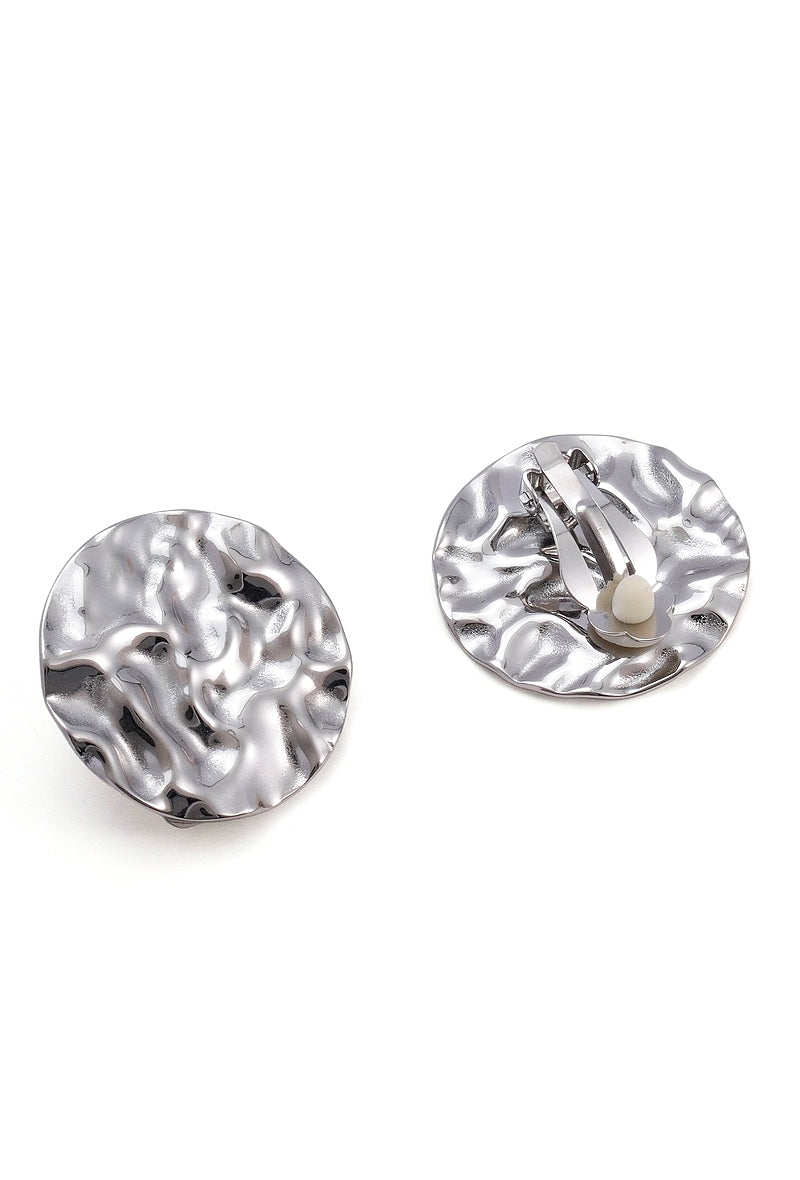 Varvara clip earring