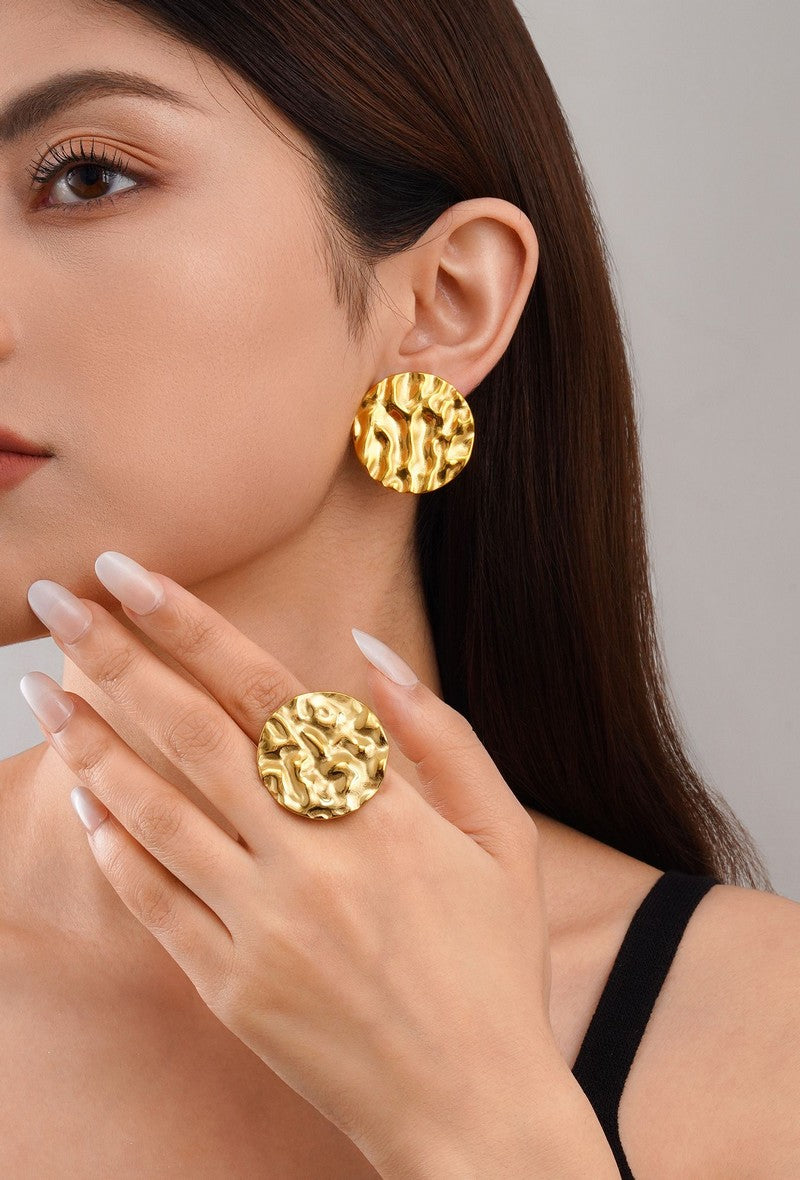 Varvara clip earring