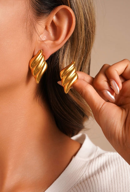 Yelena Clip-on Earring