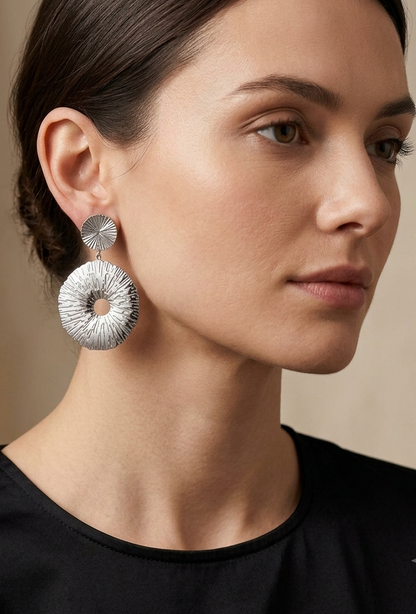Zehbia clip-on earring