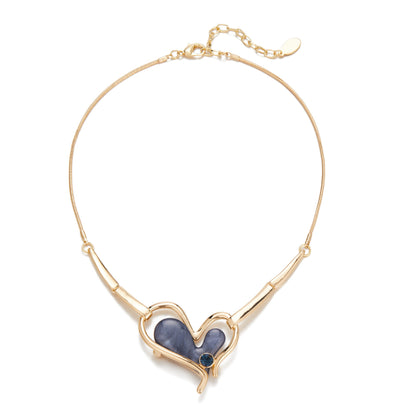 Collier Donella