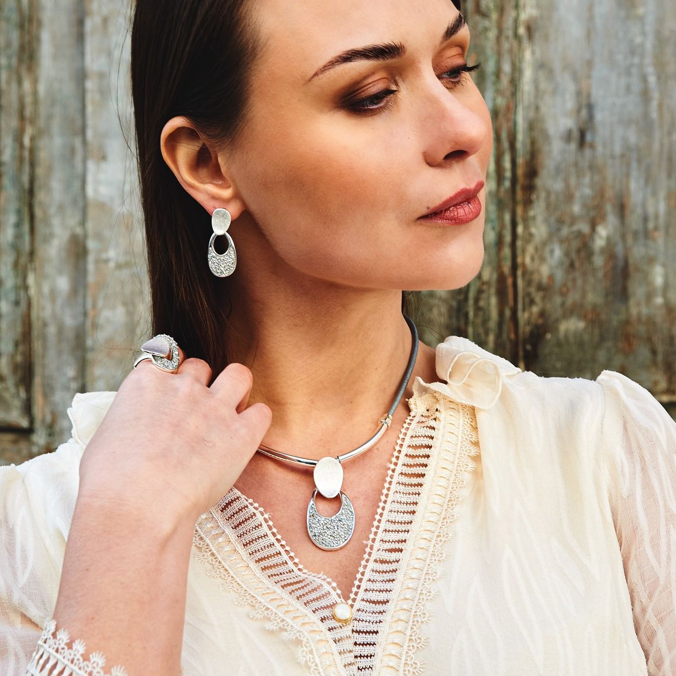 Collier Georgina