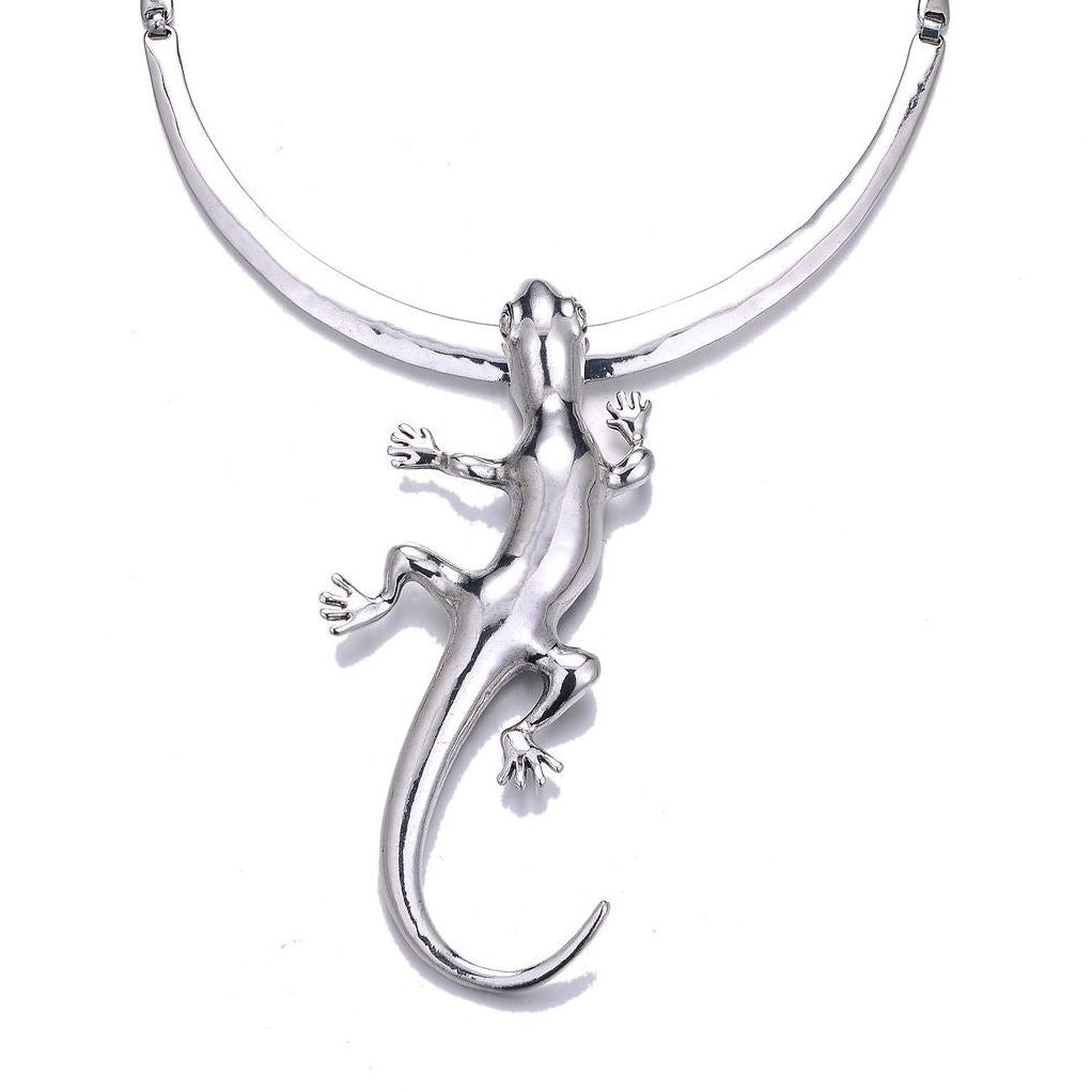 Collier Onishi