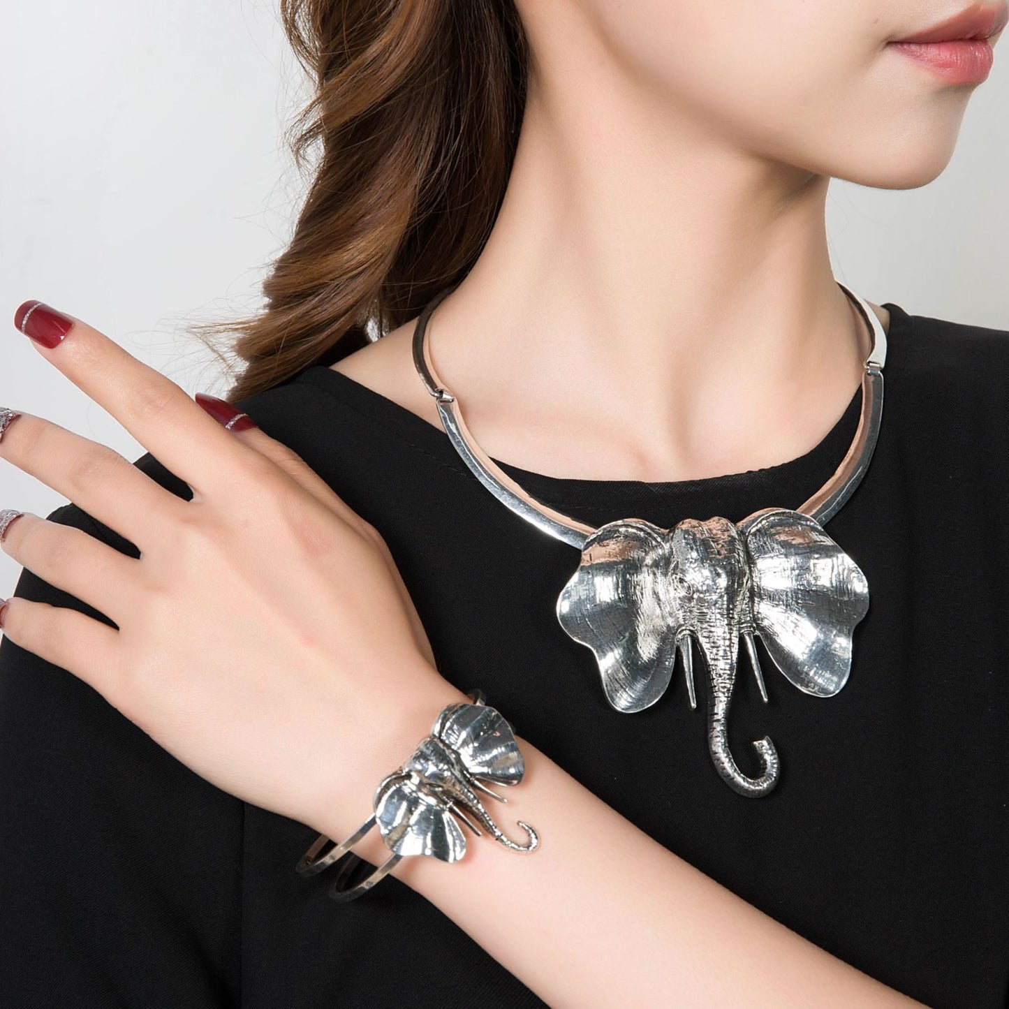 Collier Osada